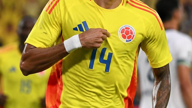 Muñoz's Heroics Propel Colombia into World Cup Knockouts